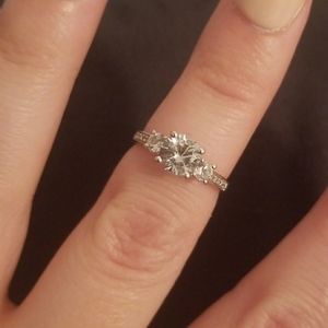 3 stone ring
